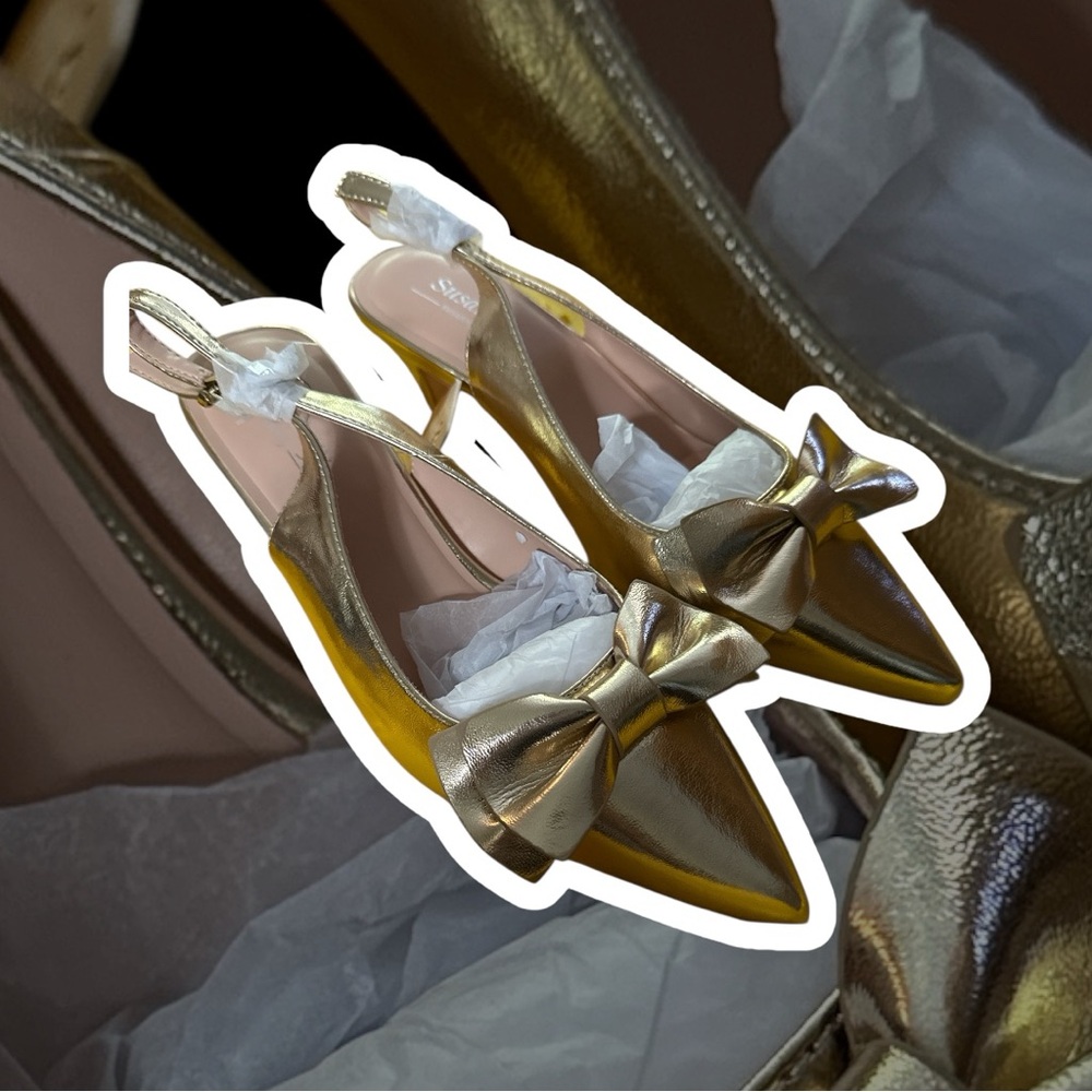 NWT Women’s 8.5 am Elegant Gold Bow Slingback Heels